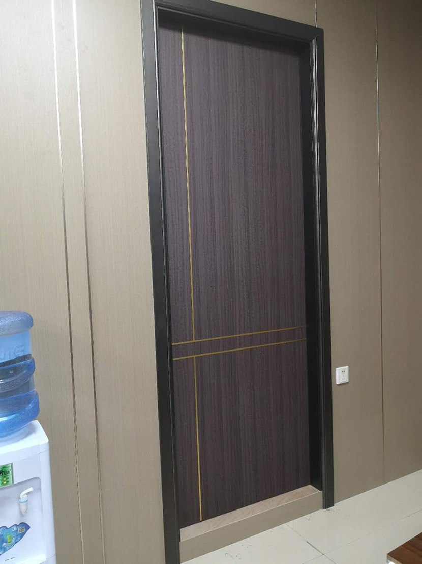 區(qū)分免漆生態(tài)門質(zhì)量好不好，兩招就搞定!